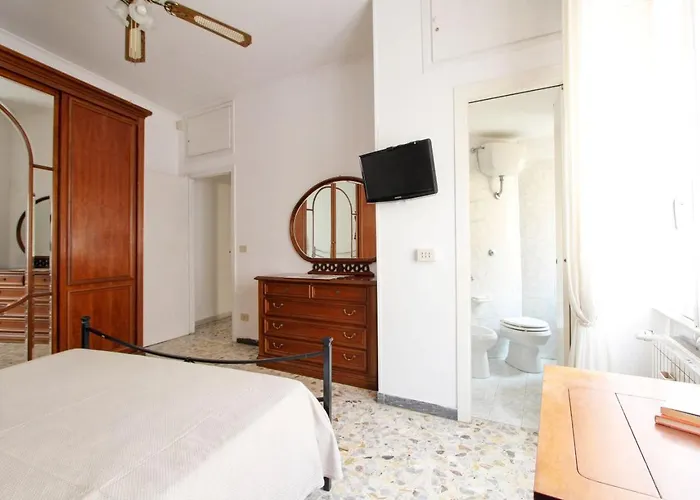 Large & Quiet In Monteverde Appartement Rome